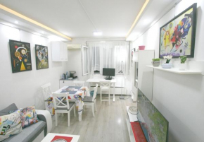 Kandinsky business apartment with workspace in Belgrade, Serbia